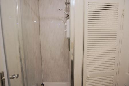 Flat 3 - Bathroom