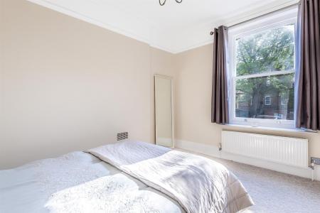 2.55 - Bed 2 Main.jpg