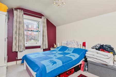 55a High Street - Bedroom 1.JPG