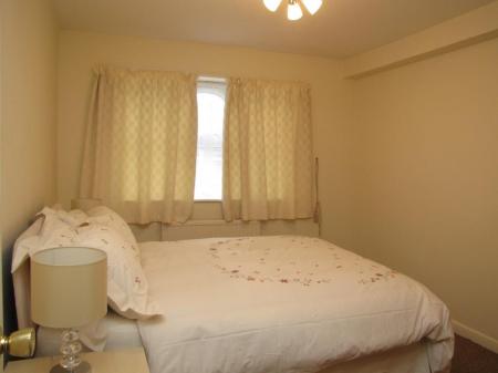 15 St Saviours - New Feb 2012 bedroom.jpg