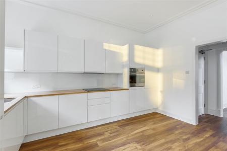 Fl.2, 17 Roxborough Park - Kitchen Only.jpg