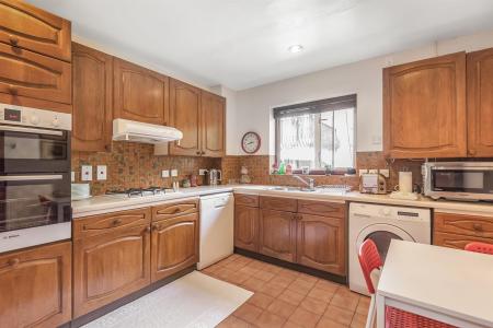9 Bermuda House - Kitchen.jpg