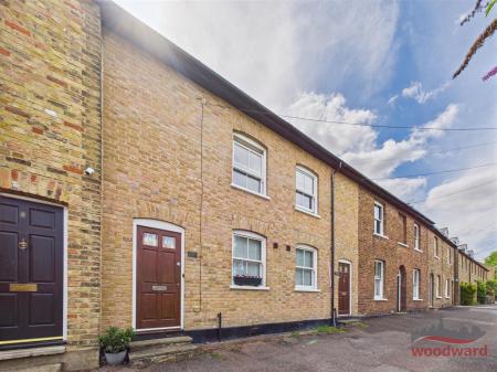 CAM01320G0-PR0364-STILL047 (1).jpg