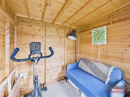 Garden/Outhouse Building