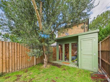 Garden/Outhouse Building