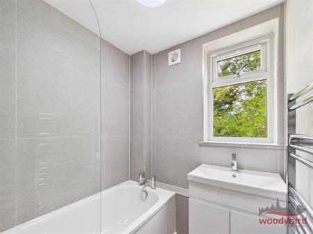 CAM05267G0-PR0214-STILL012.jpg