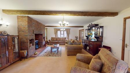 Media image 02
