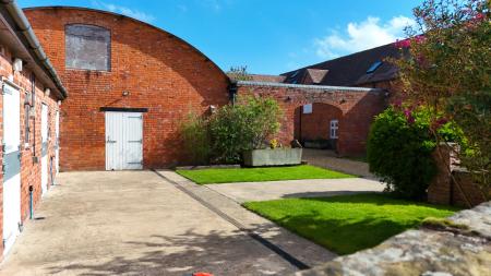 Media image 03