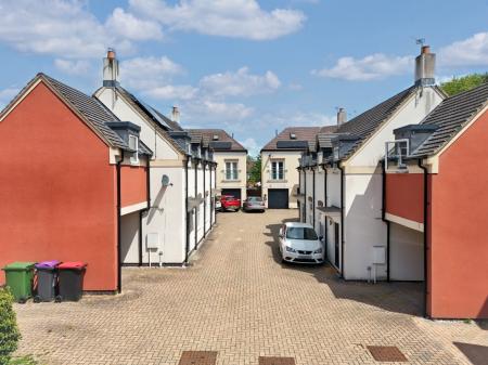 Media image 03