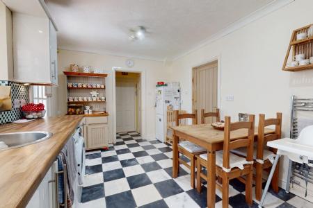 Media image 01