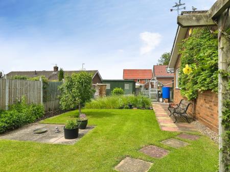 Media image 03