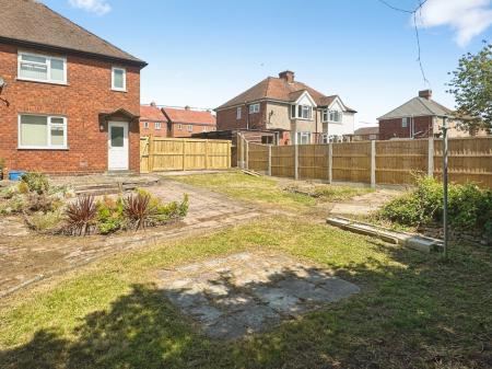 Media image 03