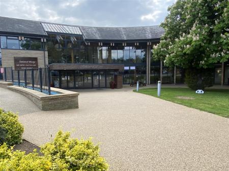 Oaklands Village - Front entrance