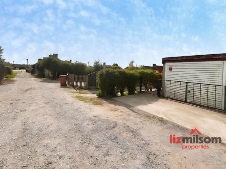 be20303c-Garage 20 26 20rear 20access.jpg
