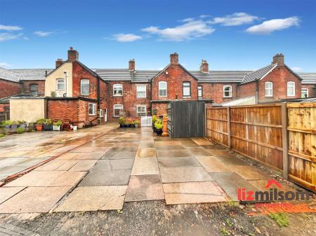 f7aaf546-IMG_9562.JPG_enhanced_enhanced - driveway