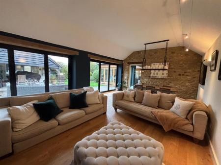 WhatsApp Image 2026-02-16 at 16.12.09 (9).jpeg