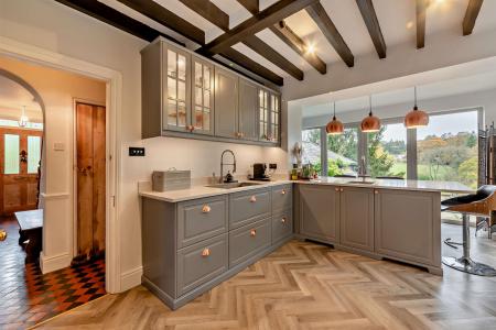 8625900-interior17-800.jpg