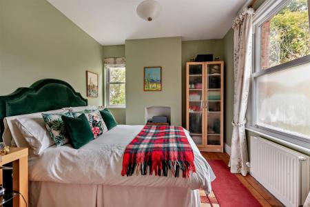 8625900-interior01-800.jpg