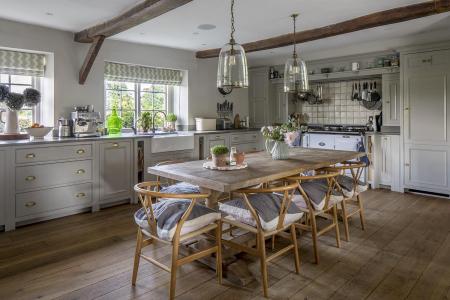 IA00981R 099 LR (1).jpg