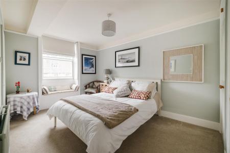 warwick house (9).jpg