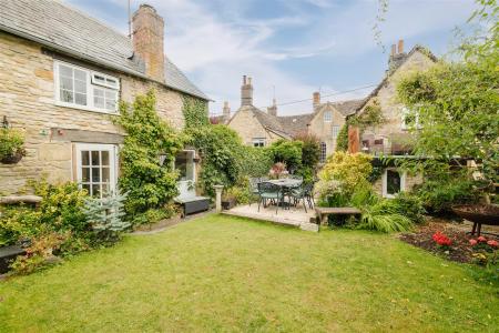 warwick house (79).jpg