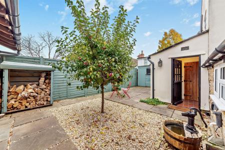 0024 8534622-exterior03-800.jpg