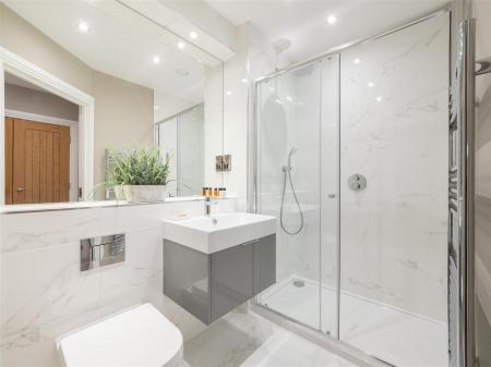 Windrush - Flat 5-18.jpg