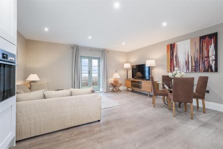 Windrush - Flat 10-2.jpg