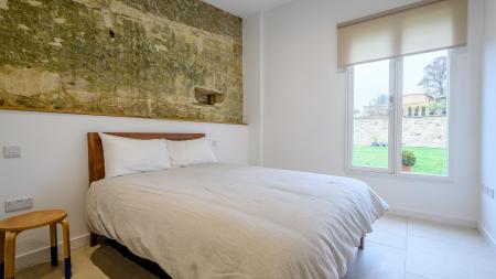 8442264-interior20.jpg