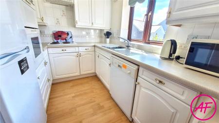 Fitted Kitchen