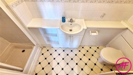 Bed 2 En-Suite