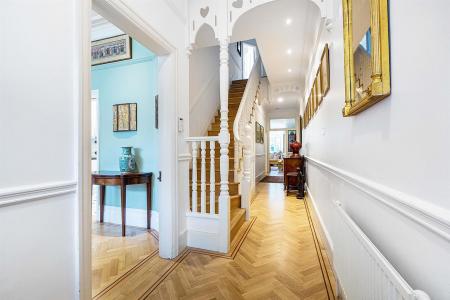 30836_ja_33_nassau_road_16_lo