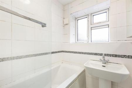 27372_james_anderson___3_sussex_court___8_lo