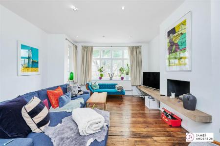 James_Anderson_-_37_Clavering_Avenue__SW13_8DX_4.j