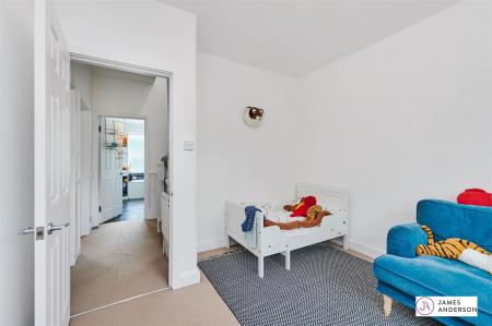 James_Anderson_-_37_Clavering_Avenue__SW13_8DX_19.