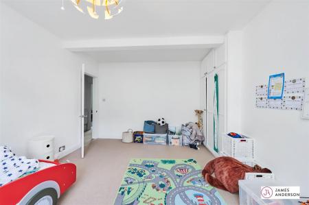 James_Anderson_-_37_Clavering_Avenue__SW13_8DX_16.