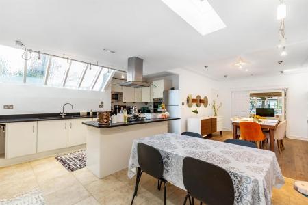 32135_james_anderson___29_westwood_road___16_lo.jp