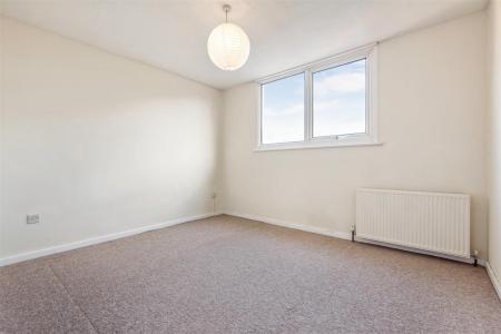 szHVAr2z20OI2UOeEzn8cA