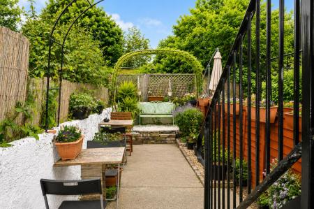 Glenthorne edited garden view 2.png