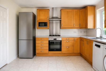 Kitchen 2.png