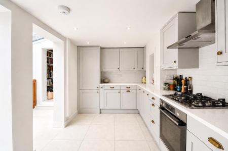 Kitchen 1.png