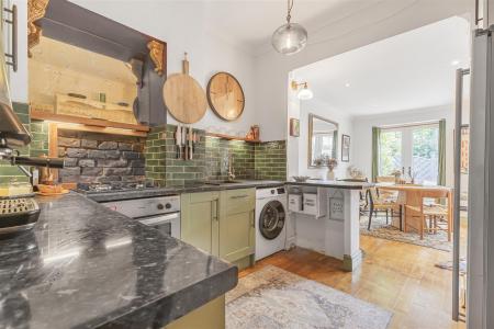 James_ander well_park-sw14__17_.jpg