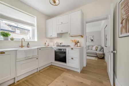 2025052 nards_Road_SW14_7LY_Kitchen_2_9_of_21_.jpg