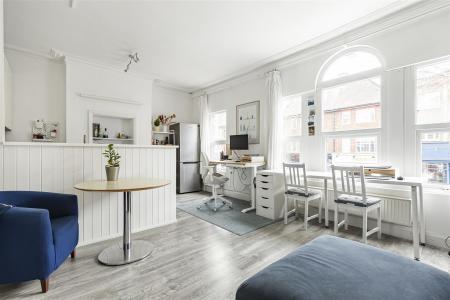 James_anderson-318a_upper_richmond_road__8_.jpg