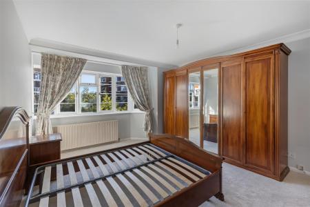 96_Deanhill_Court-8.jpg
