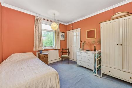 James_Anderson_-_Graemedyke_Avenue_London__SW14_7B