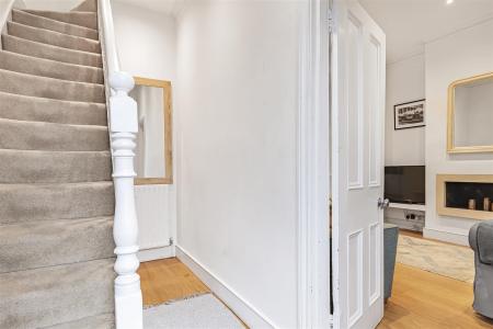 James_anderson- k_avenue-sw14__1_.jpg