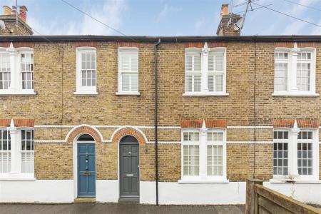 James_anderson-ck_avenue-sw14__3_.jpg