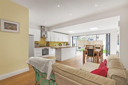 James_anderson-50_coval_road__2_.jpg