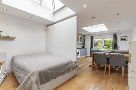 James_anders r_road__3_.jpg